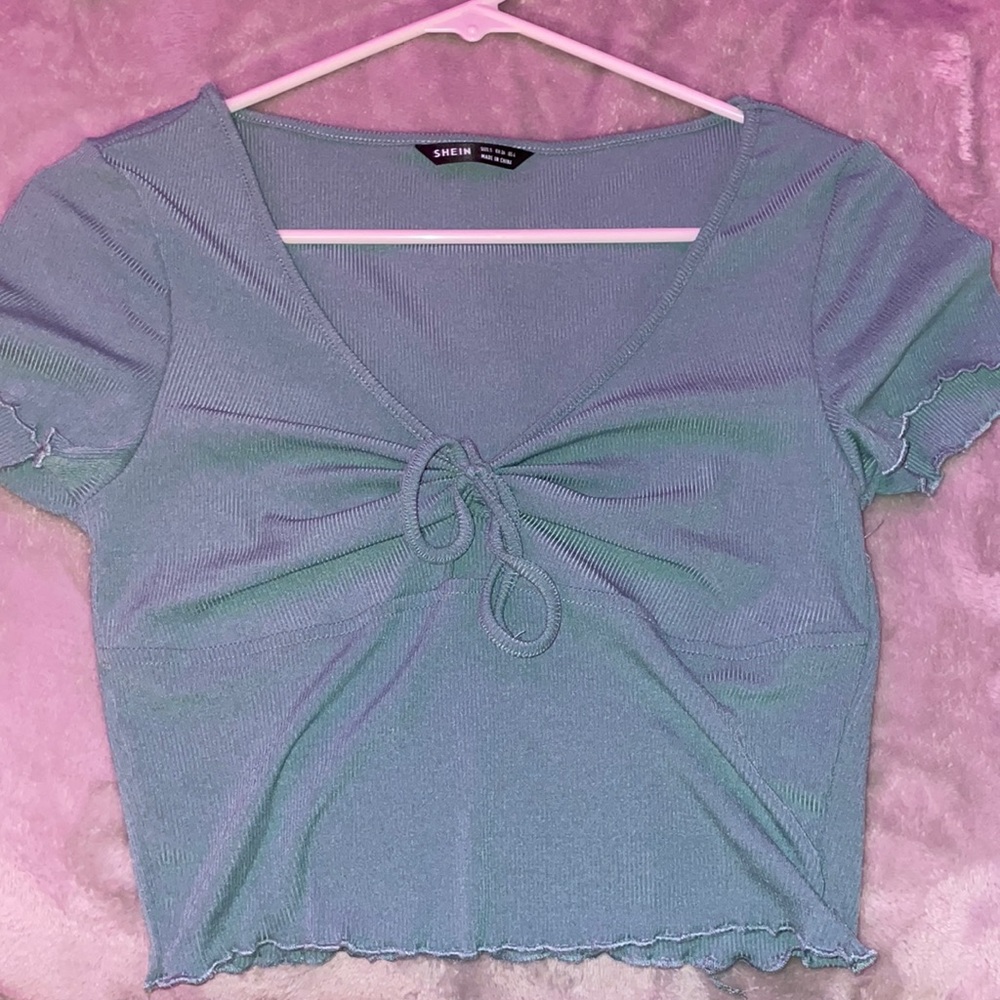 super cute top!